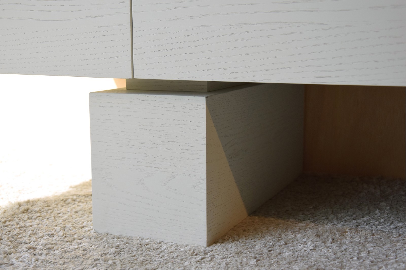 mueble-tv-roble-en-tono-blanco-roto (3)
