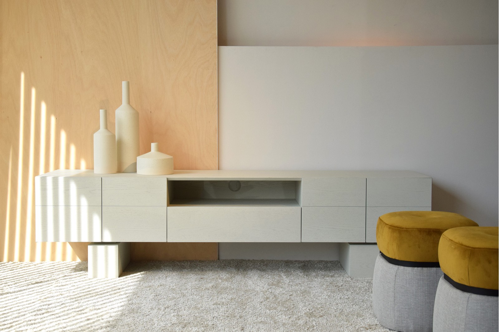 mueble-tv-roble-en-tono-blanco-roto (6)