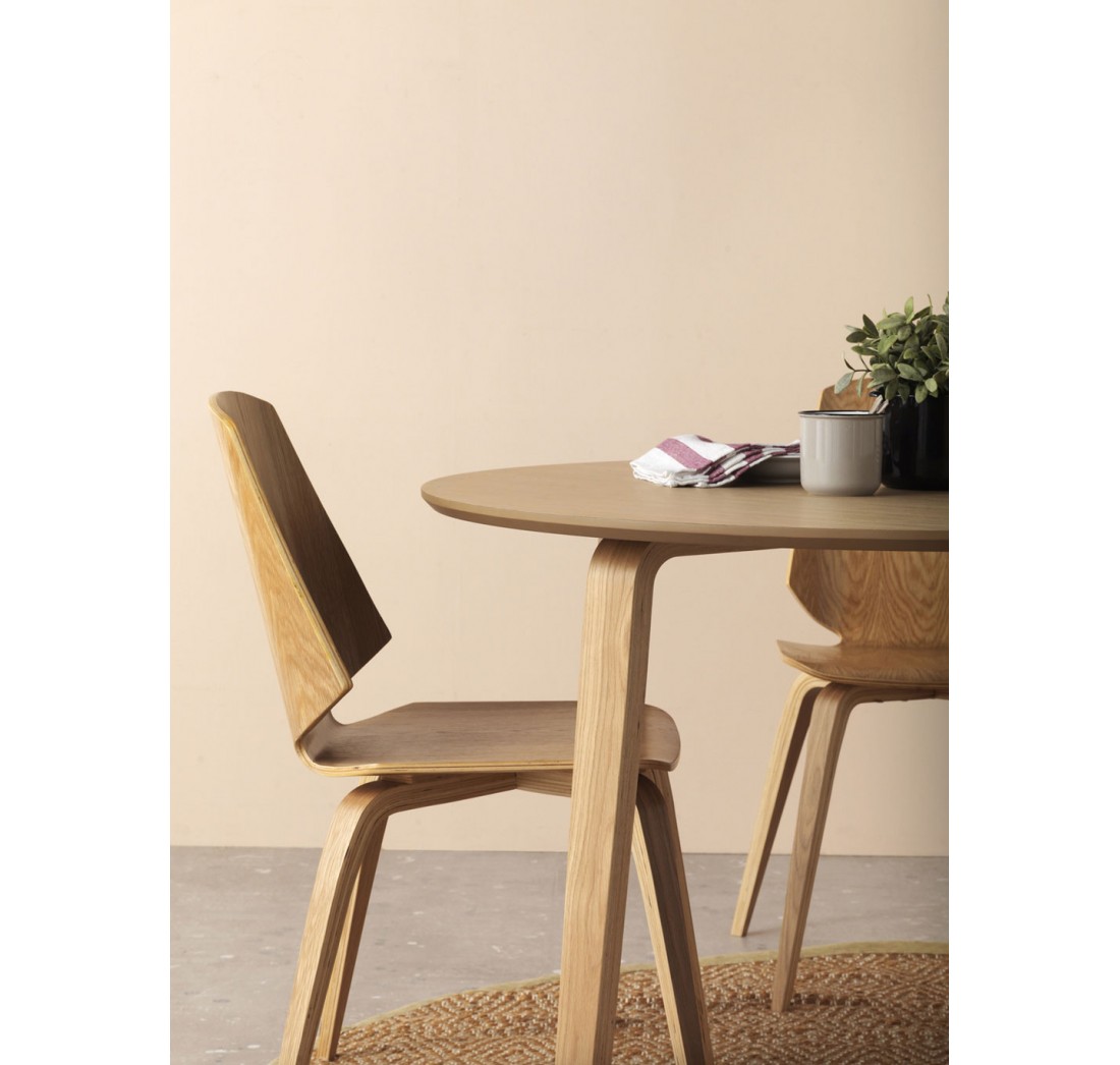 Detalle silla roble